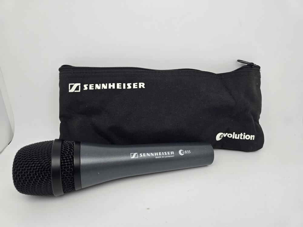 Sennheiser e835 Dynamic Cardioid Stage Vocal Microphone Mic + Evolution Pouch